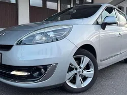 Grau Gebraucht 2013 Renault Scénic III Van / Kleinbus | 4.400 € (Fairer Preis)