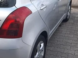 Silber Gebraucht 2006 Suzuki Swift Kleinwagen | 4.500 €