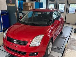 Rot Gebraucht 2009 Suzuki Swift Kleinwagen | 4.700 €