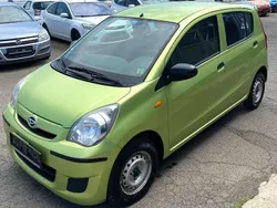Grün Gebraucht 2008 Daihatsu Cuore Kleinwagen | 2.390 € (Fairer Preis)