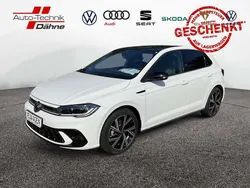 Pure white Gebraucht 2024 VW Polo R-line Kleinwagen | 31.880 €