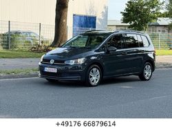 Grau Gebraucht 2018 VW Touran Trendline Van / Kleinbus | 13.500 € (Guter Preis)