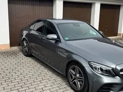 Schwarz Gebraucht 2019 Mercedes C300 AMG line Limousine | 27.800 € (Fairer Preis)