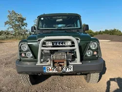 Grün Gebraucht 2010 Iveco Massif SUV | 13.500 €