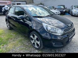 Schwarz Gebraucht 2012 Kia Rio 2 Limousine | 2.650 € (Superpreis)