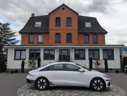 Weiß Gebraucht 2023 Hyundai Ioniq 6 Limousine | 25.950 € (Guter Preis)