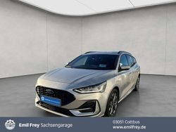 Moondust silber metallic Gebraucht 2024 Ford Focus ST-Line X Kombi | 22.940 € (Guter Preis)