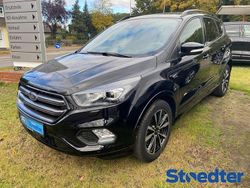 Schwarz Gebraucht 2018 Ford Kuga ST-Line SUV | 19.749 € (Fairer Preis)