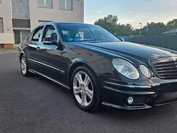 Schwarz Gebraucht 2007 Mercedes E63 AMG Avantgarde Limousine | 6.500 €