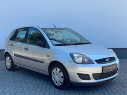Silber Gebraucht 2007 Ford Fiesta Fun X Kleinwagen | 1.990 € (Etwas zu teuer)
