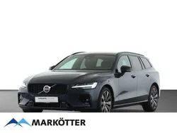 Blau Gebraucht 2024 Volvo V60 Plus Kombi | 37.650 € (Guter Preis)