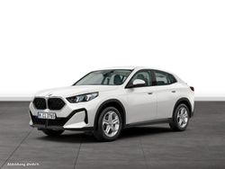 Mineralweiß metallic Gebraucht 2025 BMW X2 Shadowline SUV | 44.624 € (Fairer Preis)