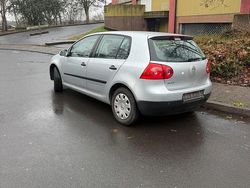 Silber Gebraucht 2004 VW Golf V Limousine | 999 € (Superpreis)