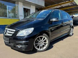 Mercedes B200