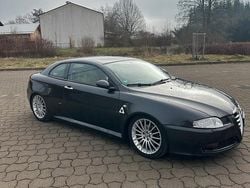Grau Gebraucht 2006 Alfa Romeo GT Distinctive Coupé | 2.350 €