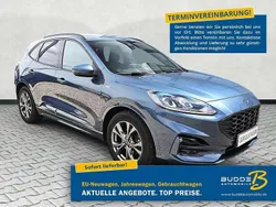 Blau Gebraucht 2022 Ford Kuga ST-Line SUV | 22.990 € (Guter Preis)
