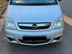 Silber Gebraucht 2010 Opel Meriva Van / Kleinbus | 3.500 € (Guter Preis)