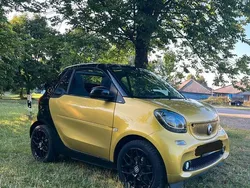 Gelb Gebraucht 2019 Smart ForTwo Coupé Cabrio | 19.500 € (Etwas zu teuer)