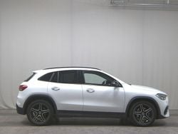 Weiss Gebraucht 2021 Mercedes GLA220 AMG line SUV | 30.980 € (Superpreis)