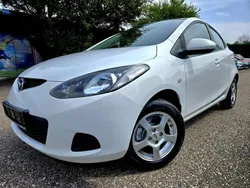 Weiß Gebraucht 2010 Mazda 2 Independence Kleinwagen | 2.990 € (Guter Preis)