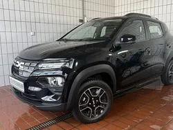 Schwarz Gebraucht 2023 Dacia Spring Essentiel Kleinwagen | 12.980 € (Guter Preis)