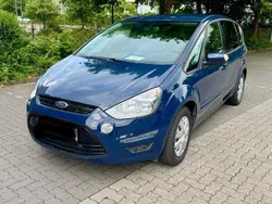 Blau Gebraucht 2012 Ford S-MAX S Van / Kleinbus | 7.800 €