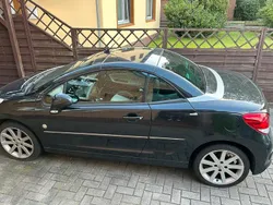 Schwarz Gebraucht 2010 Peugeot 207 CC Cabrio | 2.999 € (Fairer Preis)