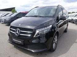 Schwarz Gebraucht 2023 Mercedes V300 Avantgarde Van / Kleinbus | 60.749 € (Fairer Preis)