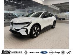 Weiß Gebraucht 2023 Renault Mégane Equilibre Limousine | 18.880 € (Superpreis)