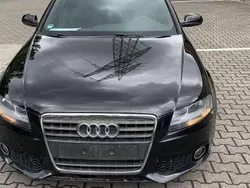 Schwarz Gebraucht 2011 Audi A4 Ambition Limousine | 5.300 € (Superpreis)