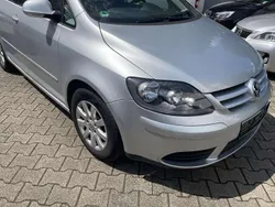 Reflexsilber metallic Gebraucht 2006 VW Golf Plus Cross Comfortline Van / Kleinbus | 2.900 € (Guter Preis)
