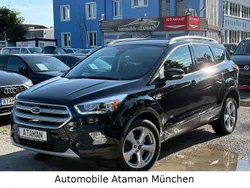 Schwarz Gebraucht 2017 Ford Kuga Titanium SUV | 13.990 € (Guter Preis)