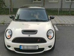 Weiß Gebraucht 2007 Mini Cooper S Kleinwagen | 5.400 €
