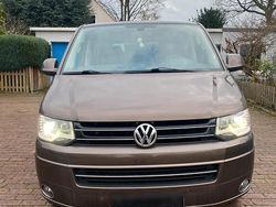 Braun Gebraucht 2013 VW Multivan Van | 21.250 €