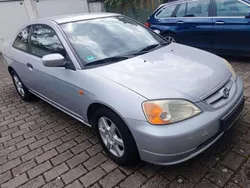 Silber Gebraucht 2001 Honda Civic LS Coupé | 300 €