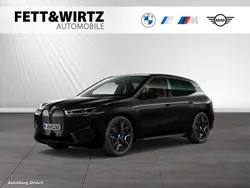 Saphirschwarz metallic Gebraucht 2023 BMW iX Sport Line SUV | 64.888 € (Fairer Preis)