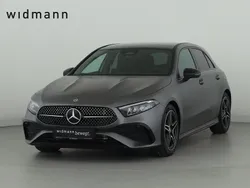 Manufaktur magnolack manufaktur mountaingrau magn Gebraucht 2025 Mercedes A220 Night Limousine | 49.900 €