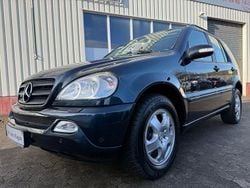 Blau Gebraucht 2002 Mercedes ML270 SUV | 4.980 € (Guter Preis)