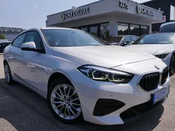 Weiß Gebraucht 2020 BMW 220 Advantage Limousine | 30.999 €
