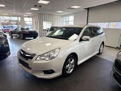 Weiß Gebraucht 2011 Subaru Legacy Trend Kombi | 7.999 € (Fairer Preis)