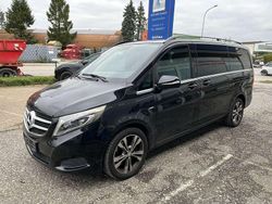 Schwarz Gebraucht 2014 Mercedes V250 Avantgarde Van / Kleinbus | 26.900 € (Fairer Preis)