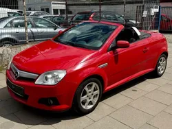 Rot Gebraucht 2005 Opel Tigra Enjoy Cabrio | 1.180 € (Guter Preis)