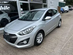 Silber Gebraucht 2015 Hyundai i30 Coupé | 6.999 € (Guter Preis)