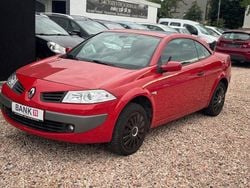 Rot Gebraucht 2008 Renault Mégane Cabriolet Authentique Cabrio | 2.490 € (Etwas zu teuer)