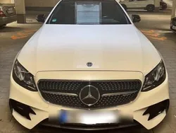 Weiß Gebraucht 2016 Mercedes E350 AMG line Limousine | 32.999 €