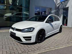 Weiß Gebraucht 2016 VW Golf VII R Limousine | 23.000 € (Fairer Preis)