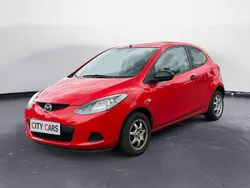 Rot Gebraucht 2009 Mazda 2 Impuls Kleinwagen | 2.490 € (Fairer Preis)