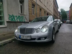 Grau Gebraucht 2007 Mercedes E320 Limousine | 4.500 € (Guter Preis)