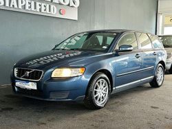 Blau Gebraucht 2009 Volvo V50 Kinetic Kombi | 4.399 € (Etwas zu teuer)