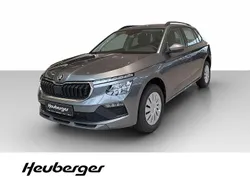 Graphitegrau metallic Gebraucht 2024 Skoda Kamiq Selection SUV | 22.790 € (Etwas zu teuer)
